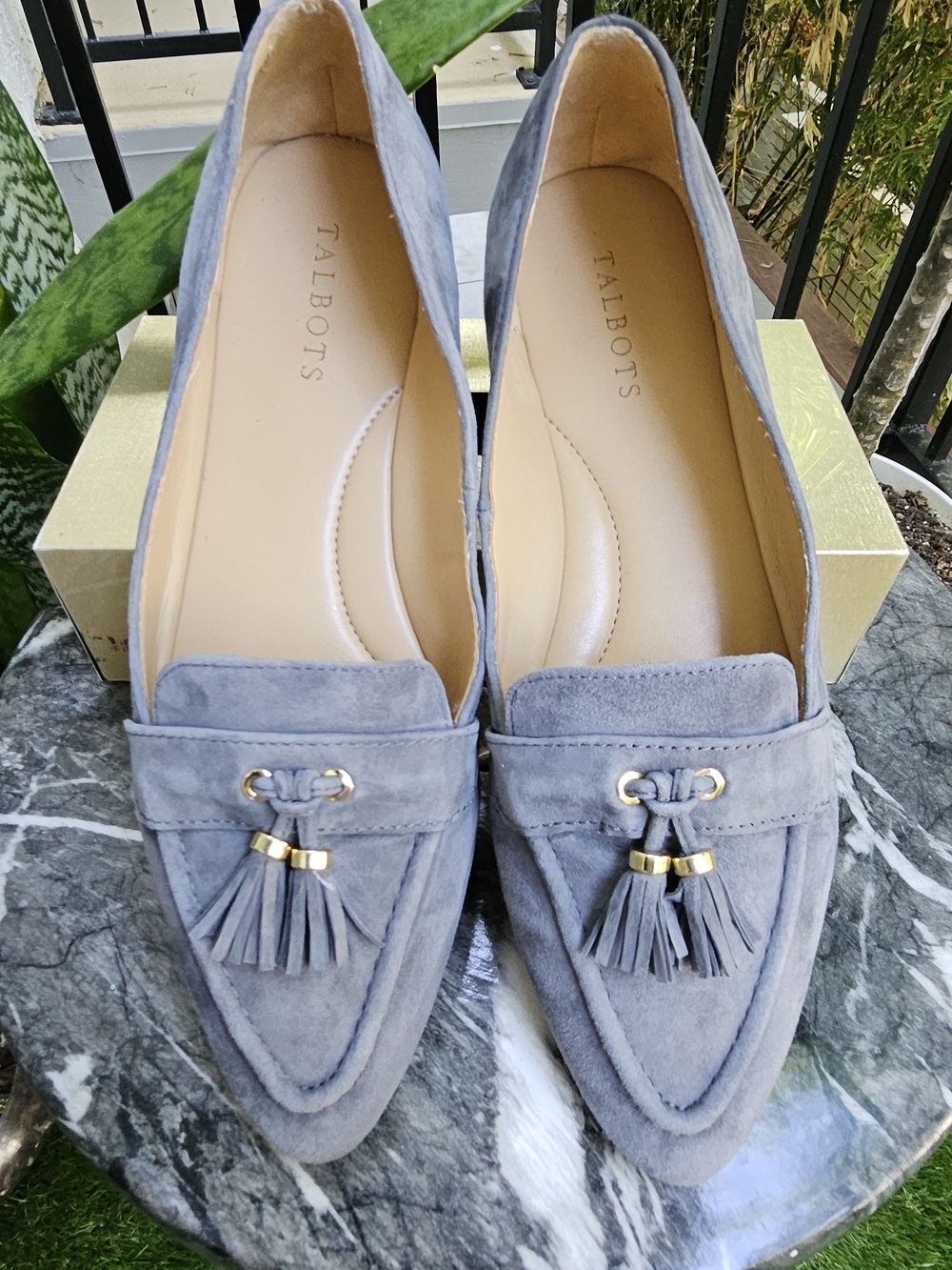 Talbots Gray Suede Pointed Toe Tassel Loafers Chic Classic Flats Size 10 M
